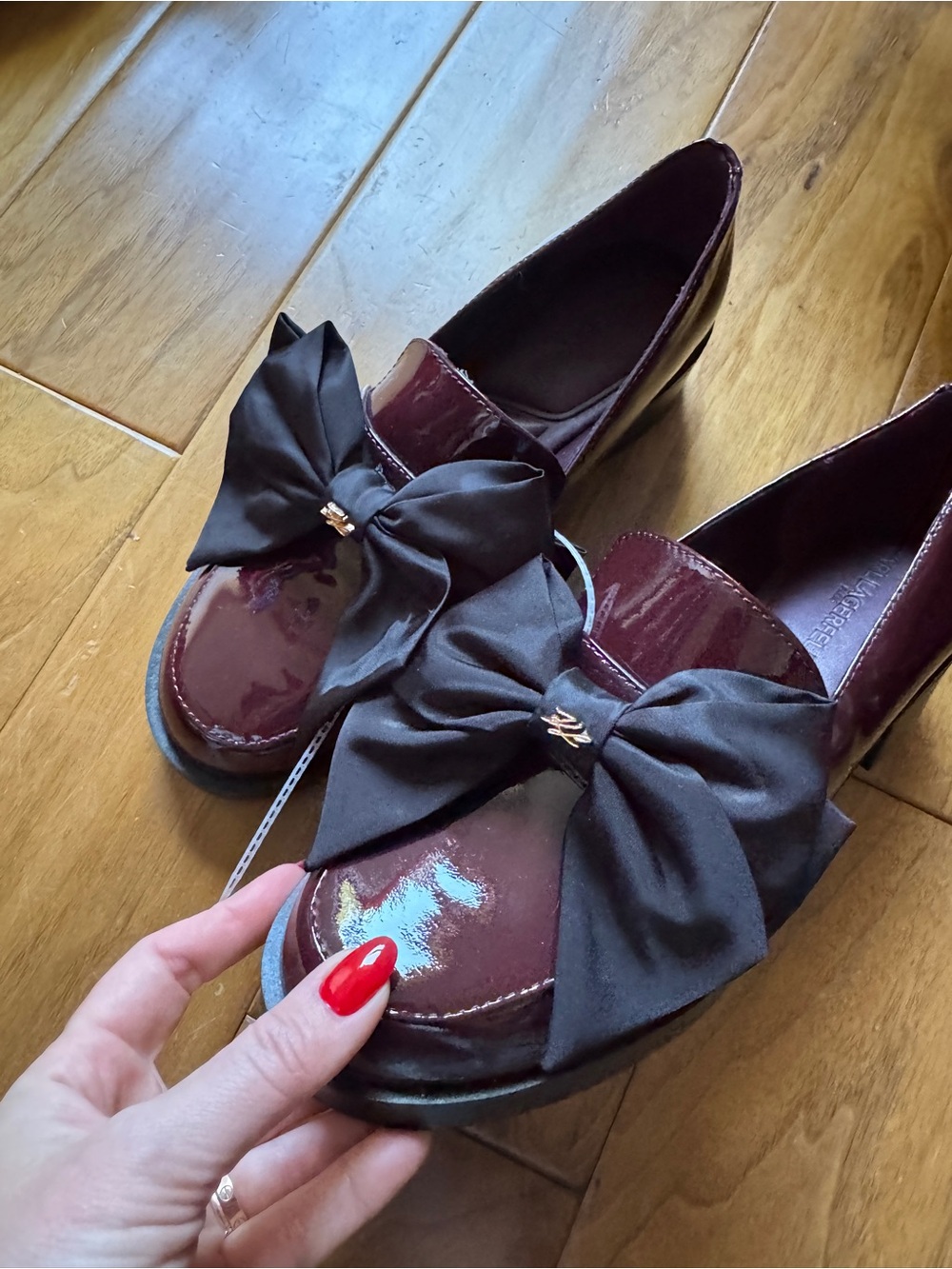 NWT KARL LAGERFELD PARIS Camilia Patent Leather Bow Detail Loafer Pumps Sz 8 - Picture 11 of 14